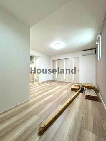 フジパレス市駅東イーストの居間・リビング