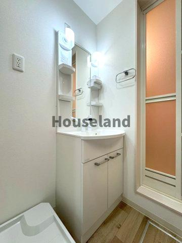 フジパレス市駅東イーストの独立洗面台