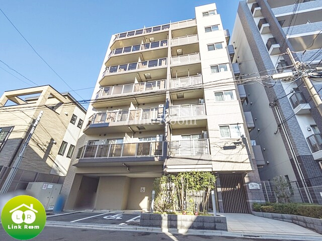 プレール・ドゥーク菊川駅前の外観