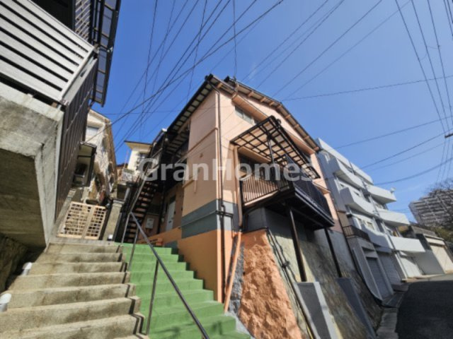 鈴蘭台東町ハイツ