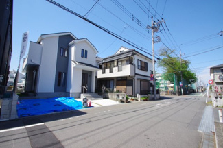 【前面道路含む現地写真】 | 【仲介手数料無料！！】日野市神明2丁目　新築戸建て（全1棟）1号棟　5490万円