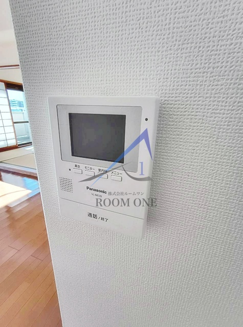 メトロハイツ東陽のセキュリティ|モニター付きインターホンです。