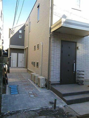 【エントランス】 | シレンツィオ目黒