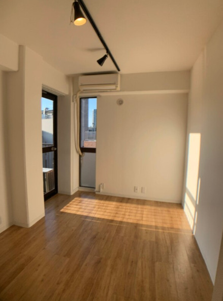 ソフトタウン青山の居間・リビング