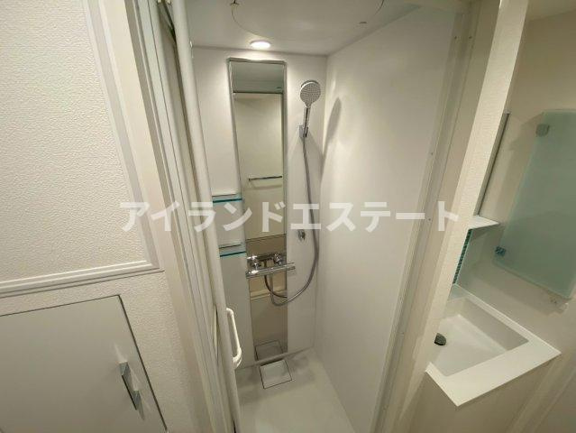 SOCIETY SAKURA-SHIMMACHI　独立洗面台　オートロックのシャワールーム