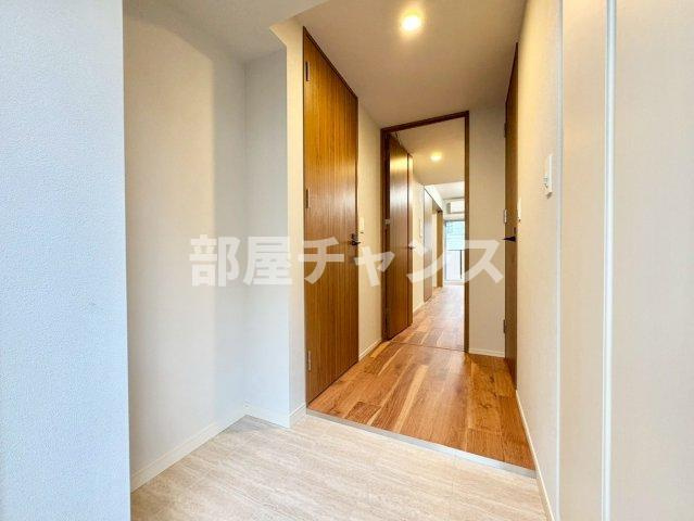 クレヴィスタ名古屋上前津の玄関