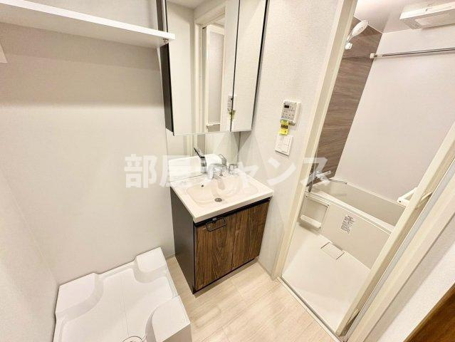 クレヴィスタ名古屋上前津の独立洗面台