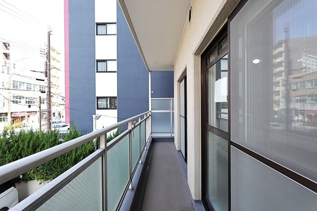 【バルコニー】 | サニークレスト住吉 | 西向きのバルコニーです☆