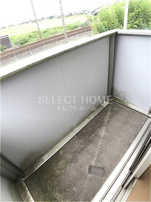 【バルコニー】 | ヴィレッタあいみ | 開放的で明るい空間を演出してくれるバルコニーです