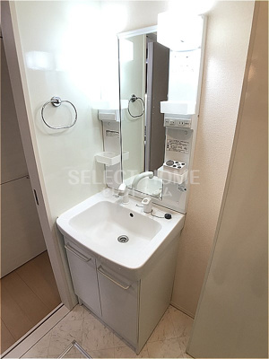 【独立洗面台】 | ヴィレッタあいみ | 独立洗面台あり、毎朝おしゃれに忙しい女性の方におすすめです