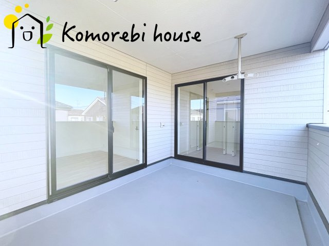 上尾市大谷本郷　第7　Ⅱ期　新築一戸建て　クレイドルガーデン　02のバルコニー|バルコニー付きです