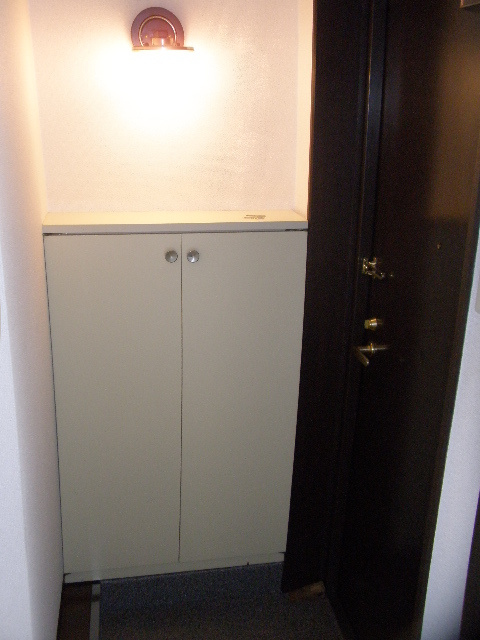 ロマネスク六甲の玄関