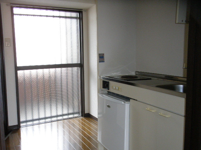 ロマネスク六甲の居間・リビング