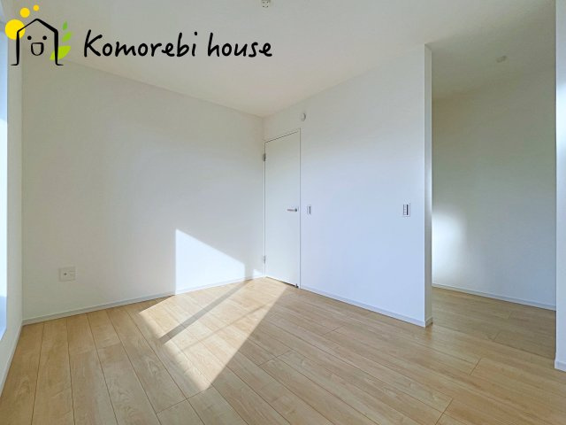 さいたま市西区宮前町　5期　新築一戸建て　ケイアイグレース　01の寝室|26.2.21撮影済み