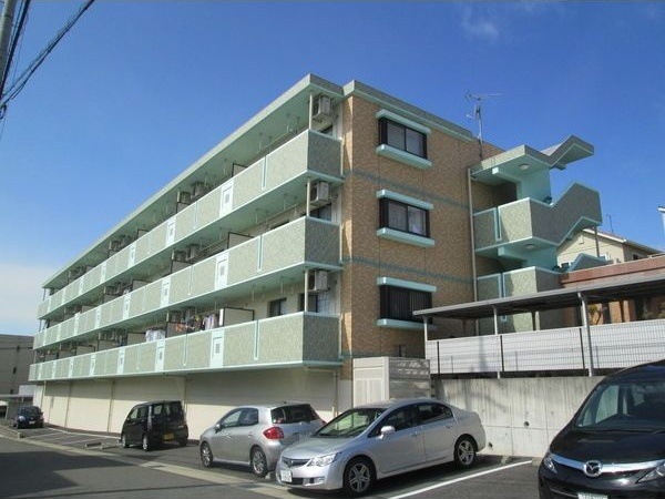 オースィニ21の外観