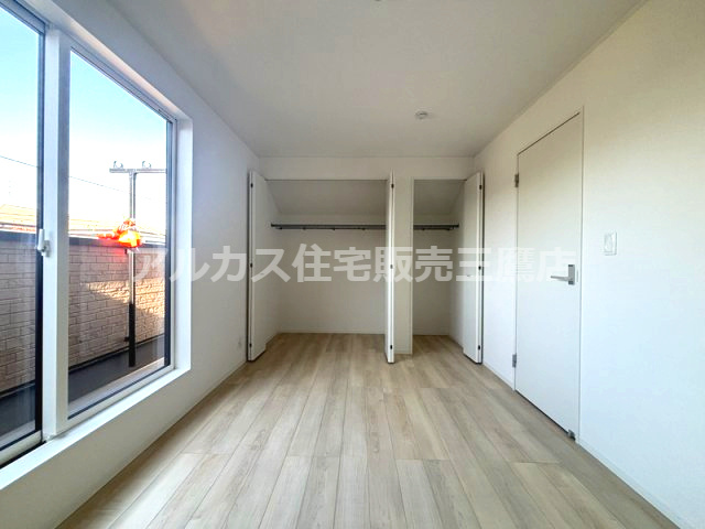 調布市深大寺東町６丁目 中央線 三鷹駅 新築戸建の洋室