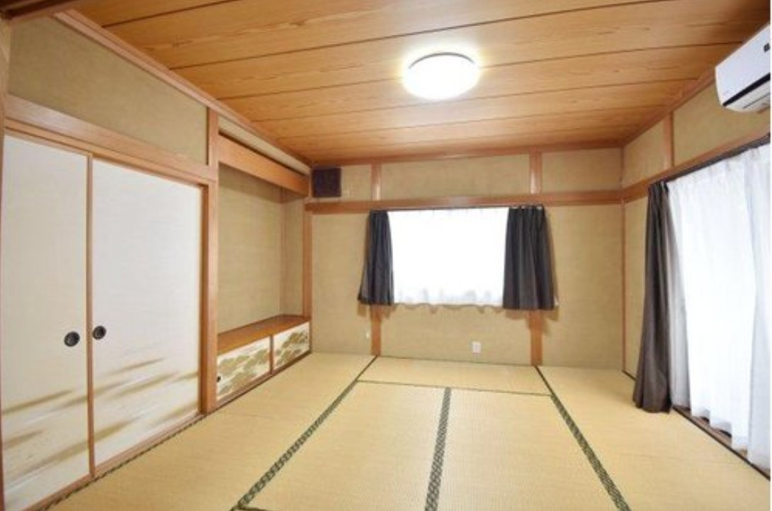 【中古戸建】前橋市大利根町1丁目の和室|■2階和室｜和室でしか味わえない畳ならではの香りや素材で和のやすらぎを感じてください♪休日はお子様とお昼寝するのにも最適です！