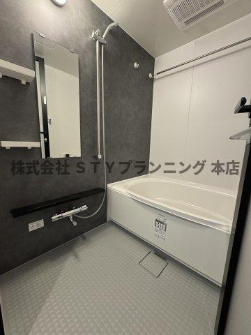 仲介手数料０円！CLOVER泉の浴室