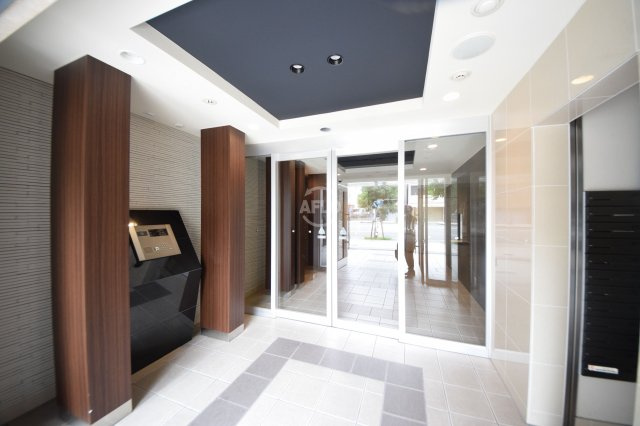 レオンコンフォート難波ノワールのその他共用部分|レオンコンフォート難波ノワール　エントランス