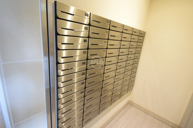 レオンコンフォート難波ノワールのその他共用部分|レオンコンフォート難波ノワール　メールボックス