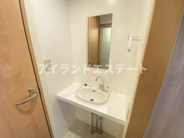 ミキハウス　オートロック　独立洗面台　角部屋の洗面所