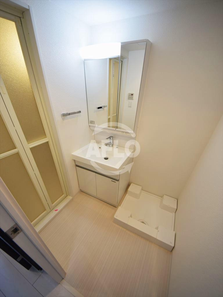 レオンコンフォート難波リオの洗面所|レオンコンフォート難波リオ　脱衣所