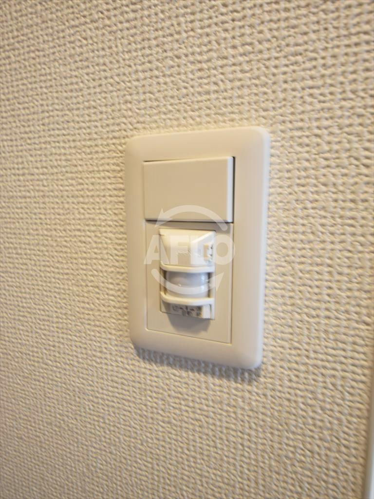 レオンコンフォート難波リオの設備|レオンコンフォート難波リオ　人感センサーライト