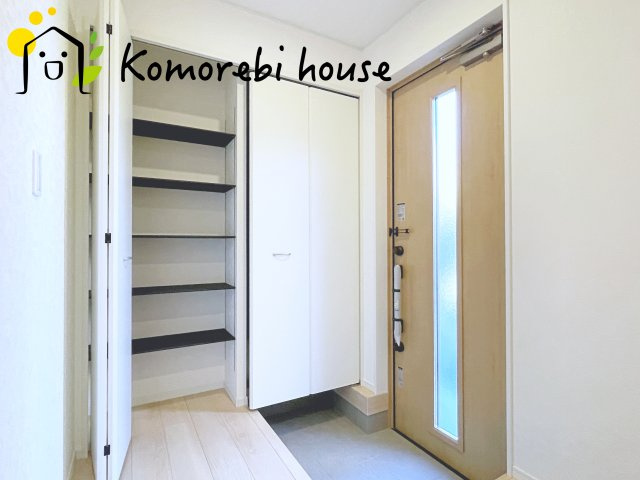 上尾市大谷本郷　第7　Ⅱ期　新築一戸建て　クレイドルガーデン　03の玄関|落ち着いた玄関です