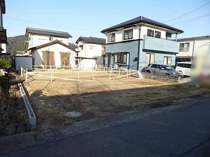 安佐北区安佐町大字くすの木台の前面道路含む現地写真