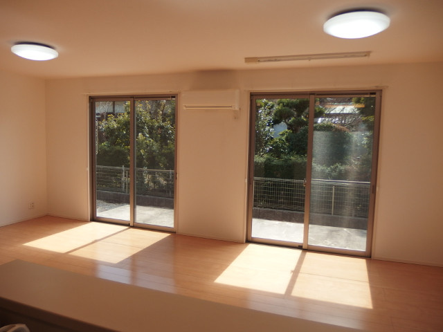 レスポワール　Ｂ棟の居間・リビング