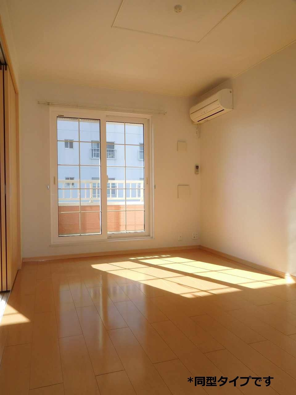 エスターテ２　　　刈谷市の賃貸ならクラスホーム刈谷店の居間・リビング