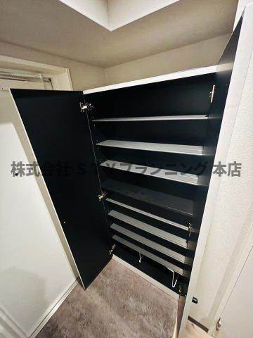 仲介手数料０円！スリーアイランドタワー久屋大通の収納