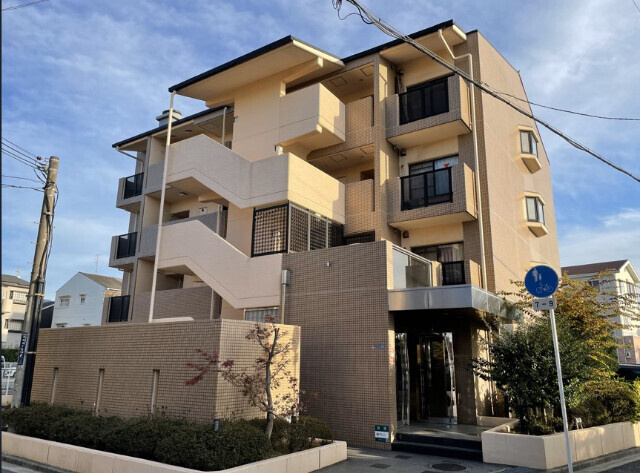 ローレルハイツ花園の外観