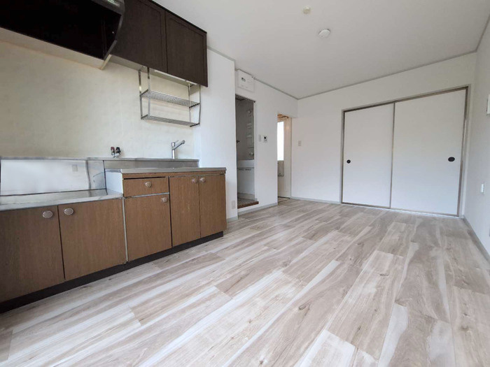 池尻ハイツB棟の居間・リビング