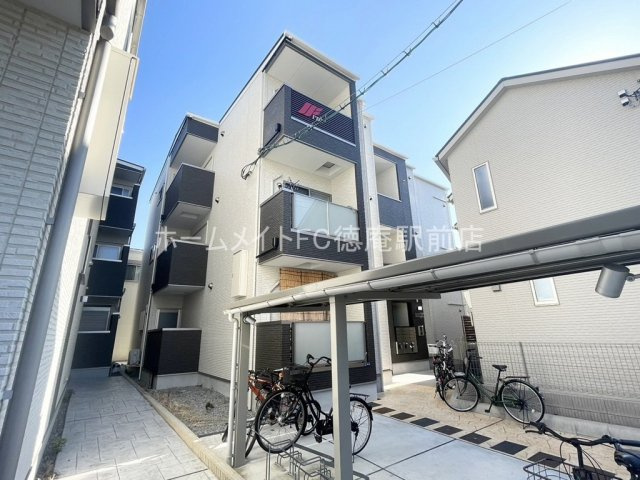 東大阪市三島２丁目のハイツ