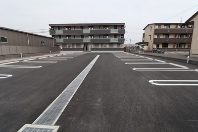 【駐車場】 | コンフォートヒル | 駐車場