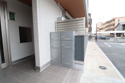 【設備】 | コンフォートヒル | 宅配ボックス