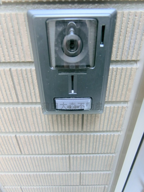 FS新蒲田2丁目ApartmentHouseの玄関