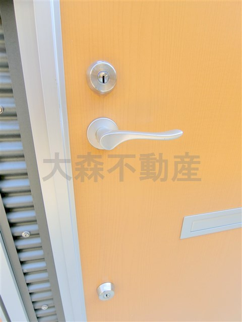 アクシオン大森の玄関