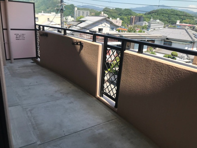 【バルコニー】 | ホワイト ロートス