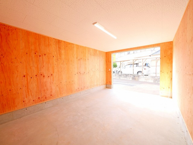 松田トランクルームⅢの内装|内装も気になるポイント