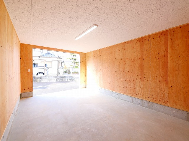 松田トランクルームⅢの内装|中はこのようになっています