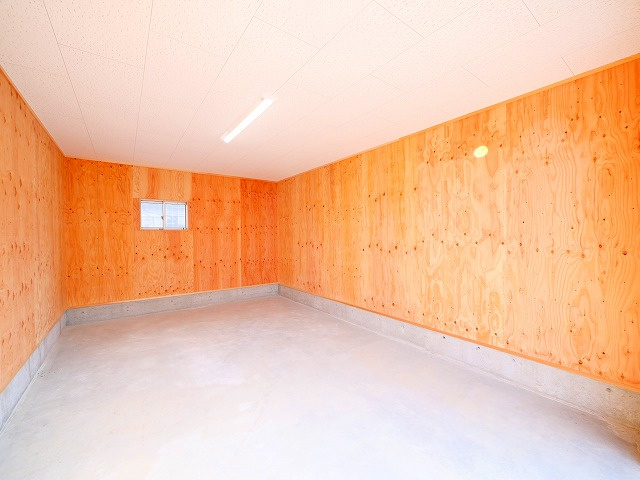 松田トランクルームⅢの内装|内装です