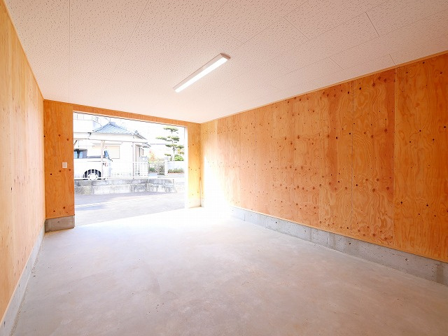 松田トランクルームⅢの内装|中はこのようになっています