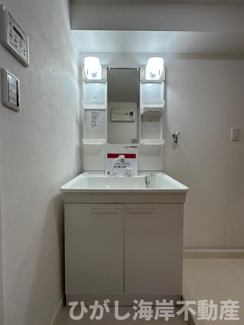ライオンズマンション辻堂西海岸の独立洗面台|新規リフォーム完了！　洗面化粧台
