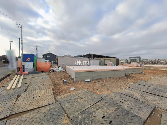【新築分譲住宅】川越市今成2丁目の前面道路含む現地写真