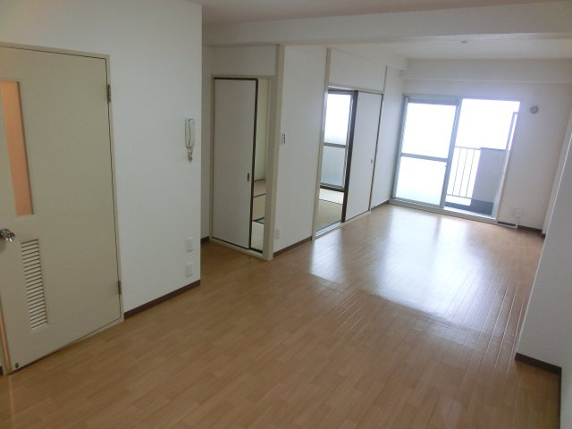 コーポ陣内Ⅰの居間・リビング