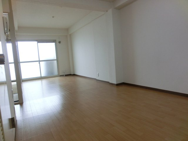 コーポ陣内Ⅰの居間・リビング