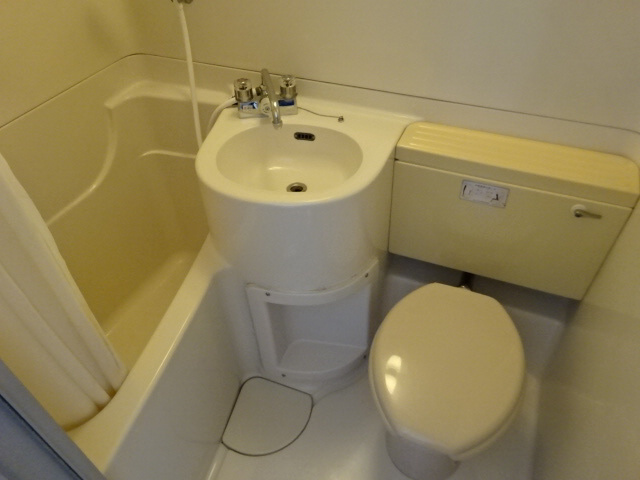 レシア西舞子の浴室