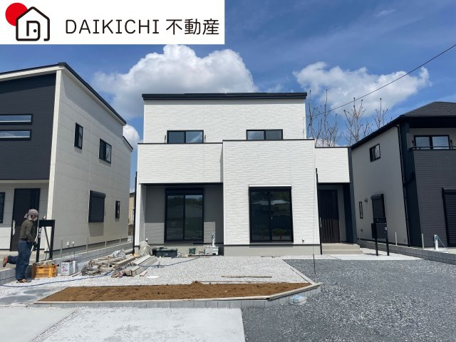 【外観】 | 熊谷市上恩田　新築戸建　全3区画　2号棟 | 2号棟　